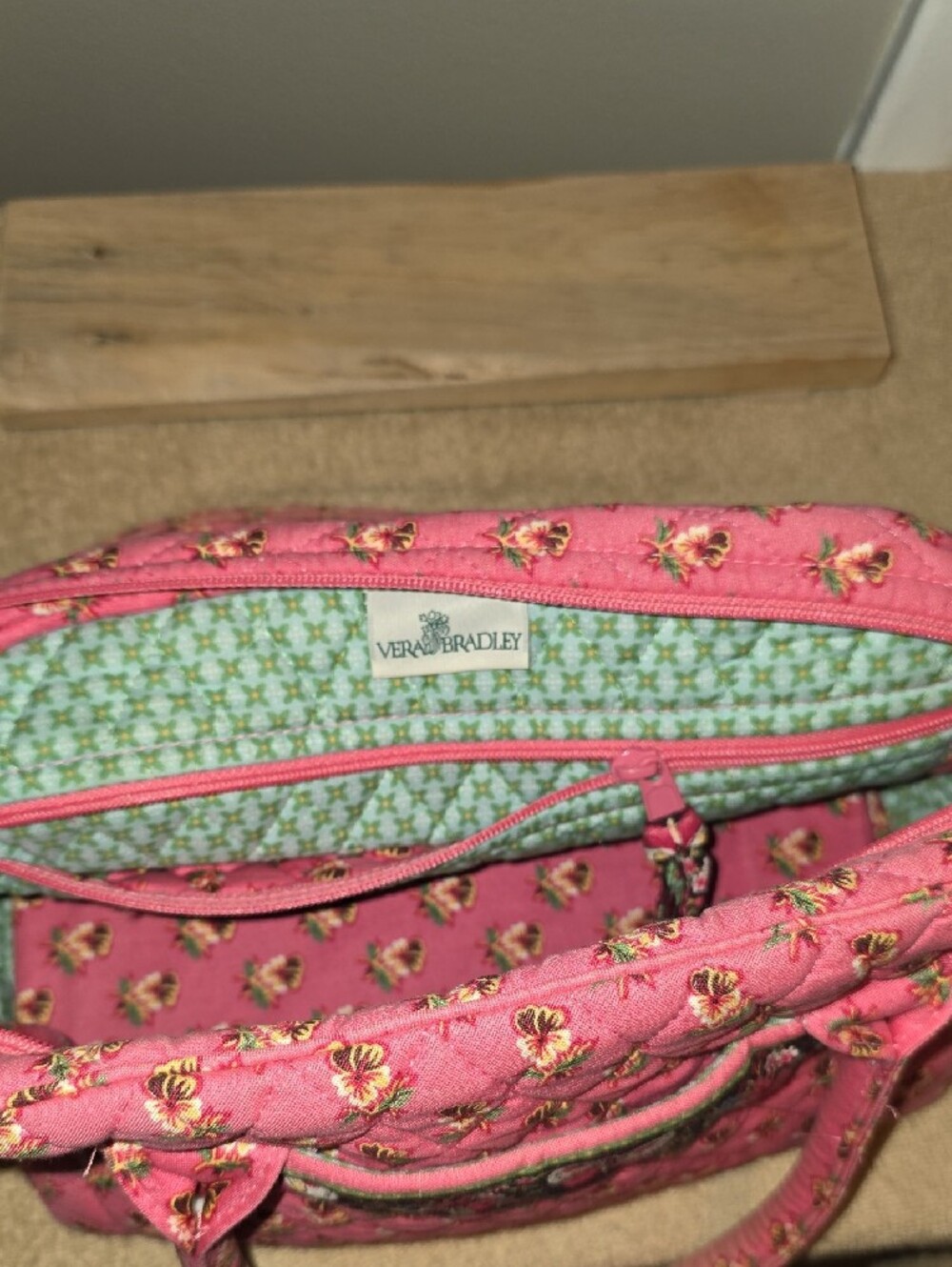 Vera Bradley- Quilted Pink Floral Trio - Inv.508 - Picture 10 of 10